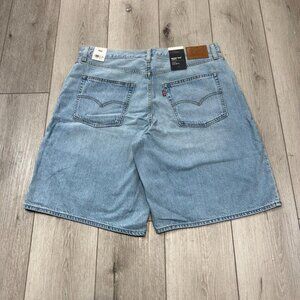 Brand New with tags Levis baggy dad jorts 28